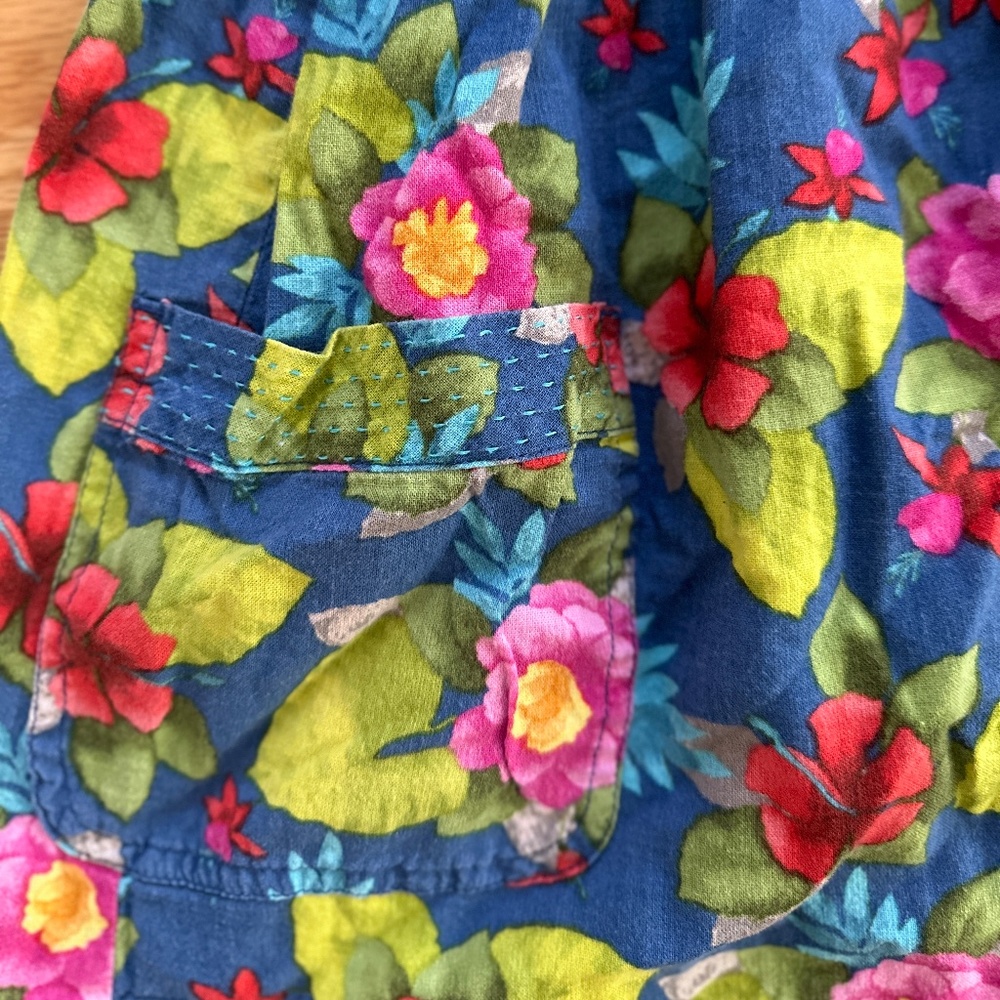 Holister NWOT Floral Flowy Skirt (S) - Picture 3 of 9